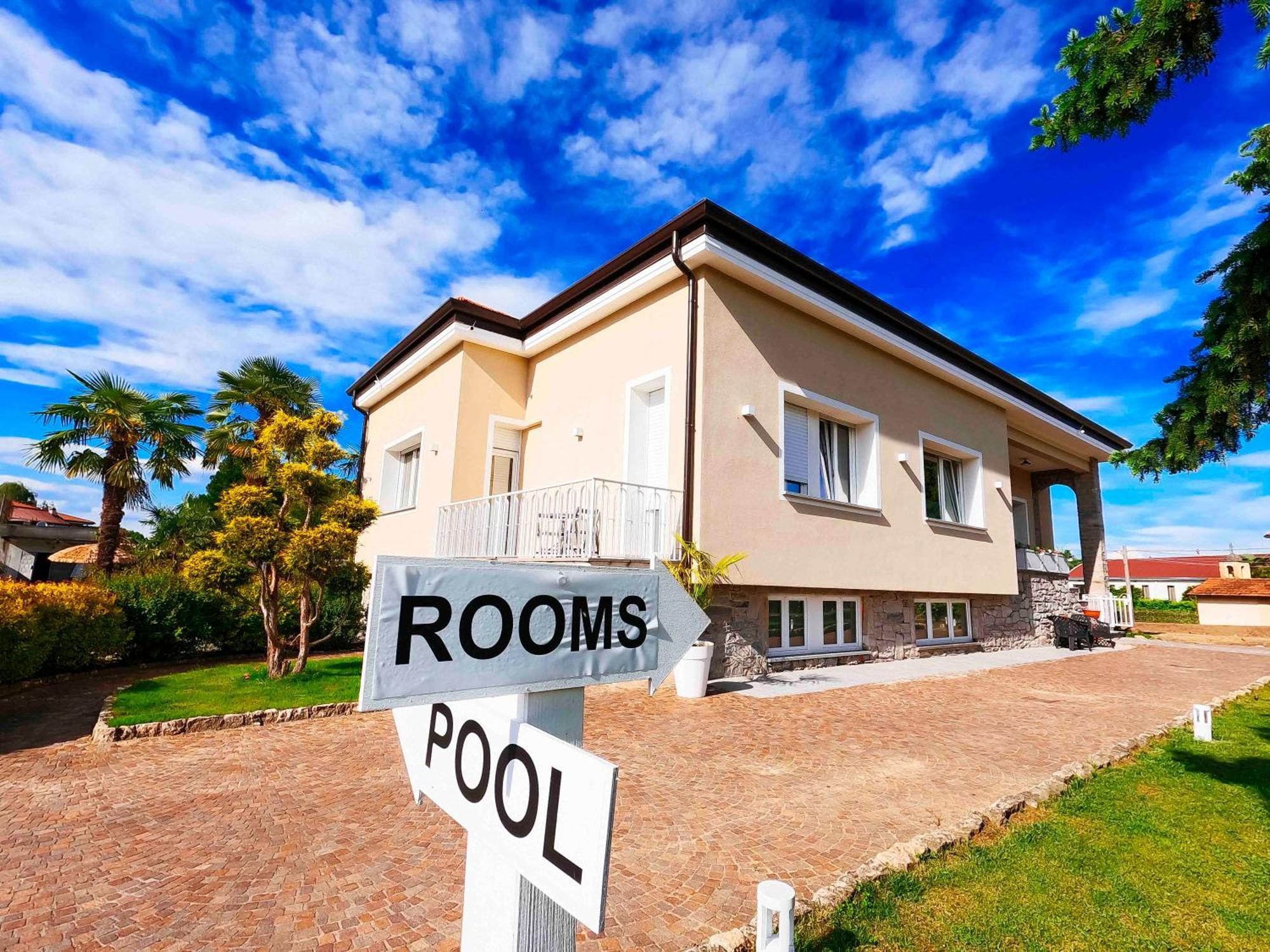 Villa Marchese Lake Maggiore Somma Lombardo Exterior photo